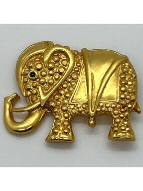 Vintage Gold Tone Brooch Pin Textured Elephant Animal Good Luck Gift Ornate